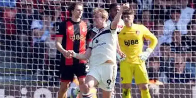 乌纳尔世界波瞬间点燃球场—中欧体育解析- 中欧体育