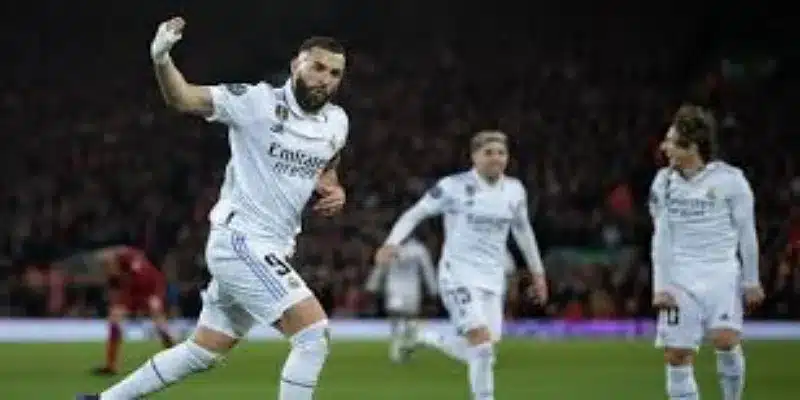 后防布局：中欧体育解析杰夫的防线逻辑，稳固与爆点并存- 中欧体育