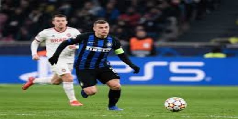 比赛概况：红牌与点球交织的戏剧之夜-中欧体育