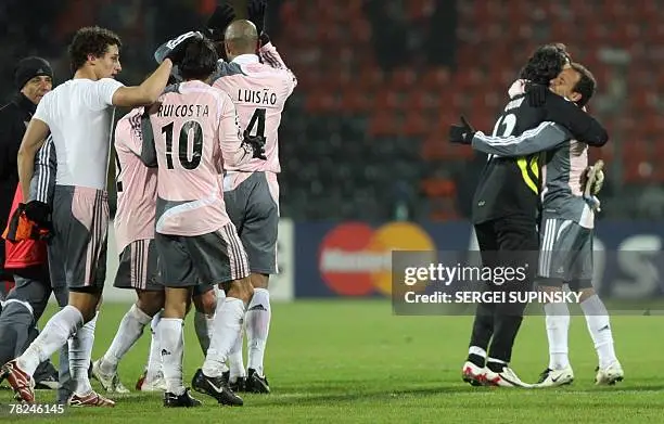 本菲卡开局迅速进入比赛节奏